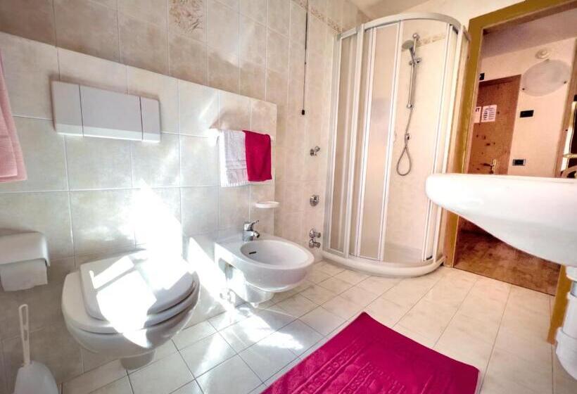 四人标准间, Garni Francescato