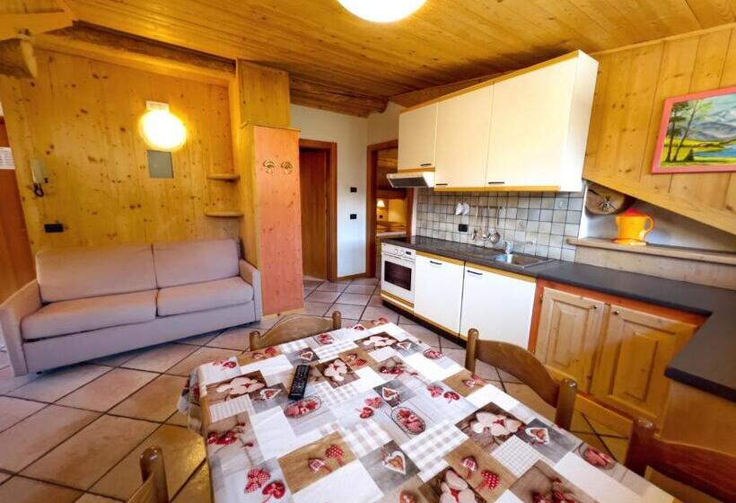 带1个卧室的顶楼公寓, Garni Francescato