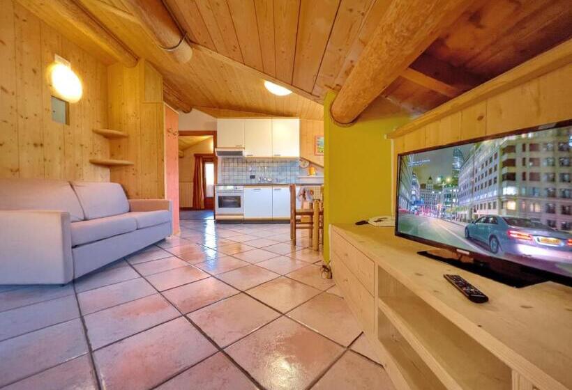 带1个卧室的顶楼公寓, Garni Francescato