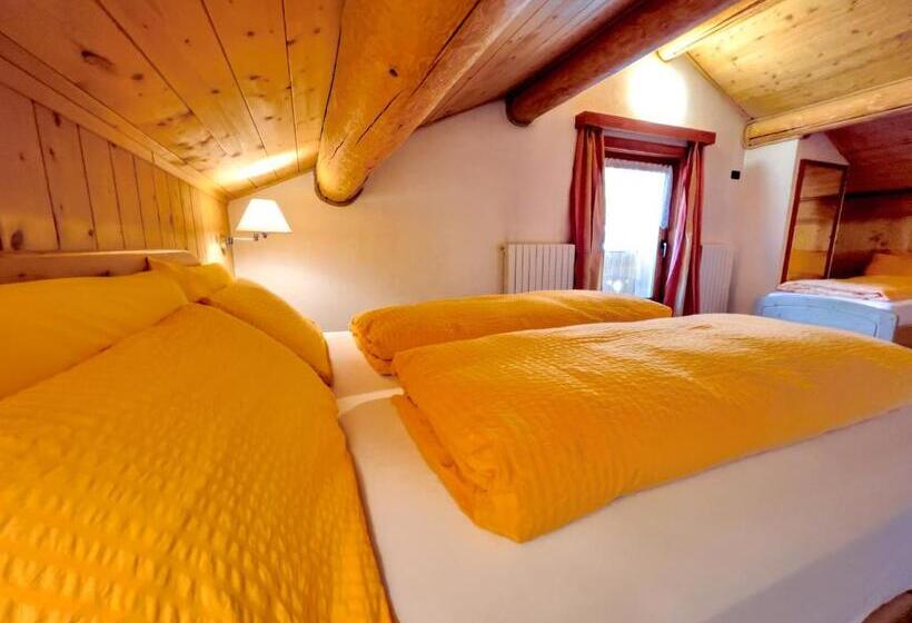 带1个卧室的顶楼公寓, Garni Francescato