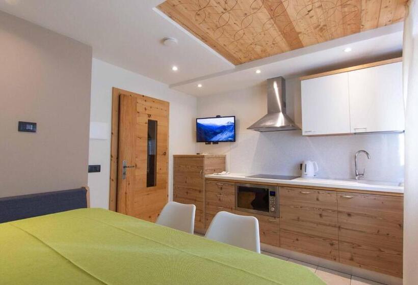 带1个卧室的豪华公寓, Garni Francescato