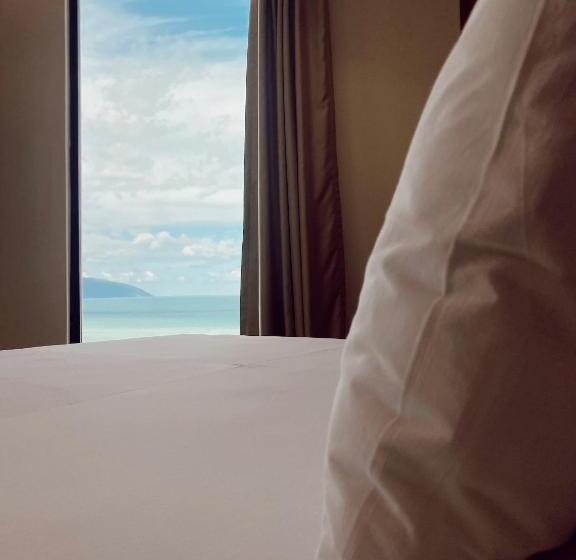 סוויטה משפחתית, Valza Boutique