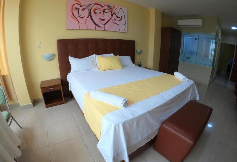 استودیوی لوکس, Boca Raton