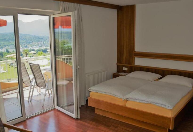 1 Bedroom Apartment Lake View, Aparthotel Claudia