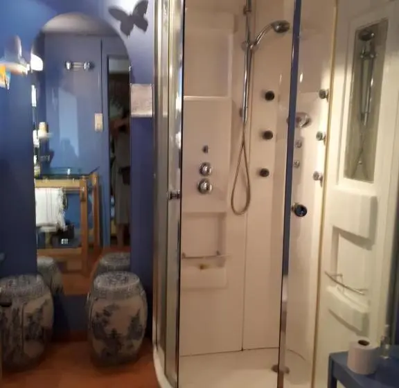 Standard-huone Puutarhanäkymä, Chambre D Hote Le Theron