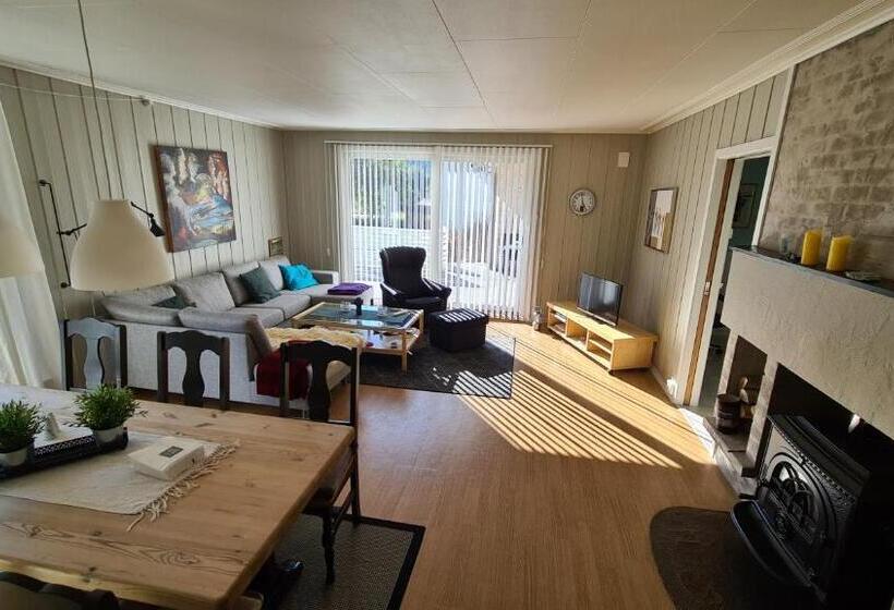 شقة 3 غرف, Trolltunga Lodge