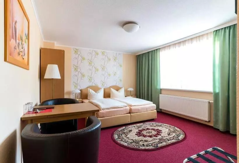 Standard-huone, Adler