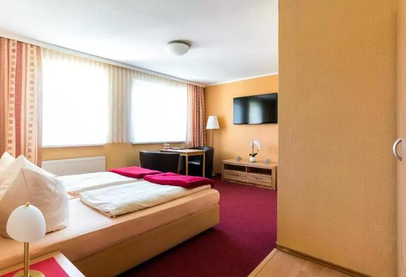 Standard-huone, Adler