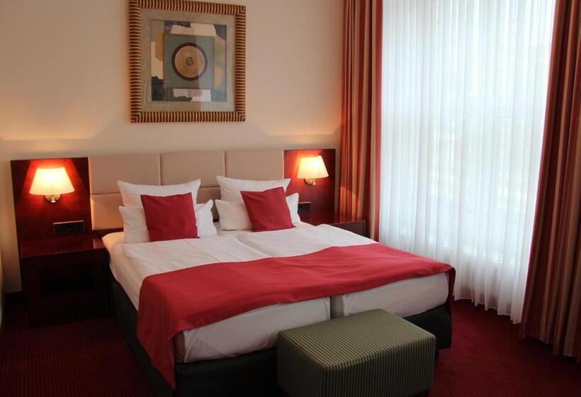 스탠다드 룸, Amaris