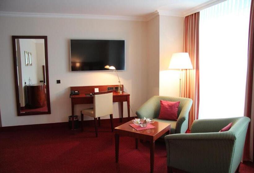 스탠다드 룸, Amaris