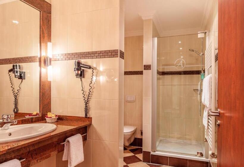 스탠다드 룸, Amaris