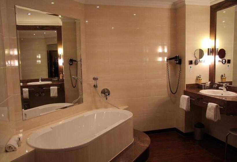 수피리어 스위트, Amaris