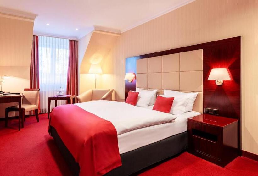 수피리어 룸, Amaris