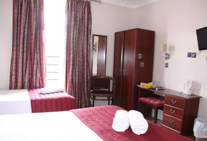 غرفة قياسية ثلاثية, Ambassador