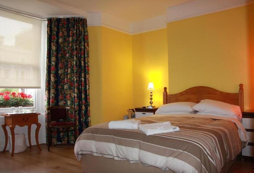 غرفة قياسية, Ambassador