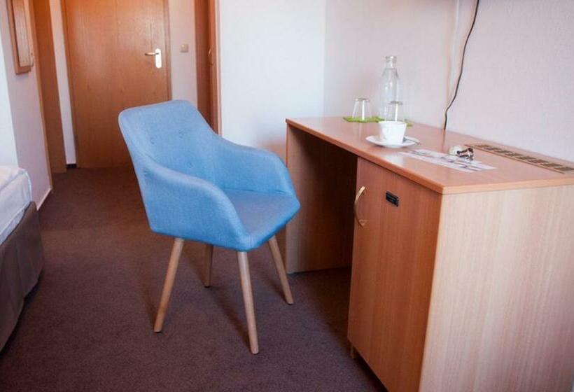 标准单人间, Angler Hof