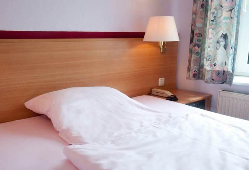 标准单人间, Angler Hof