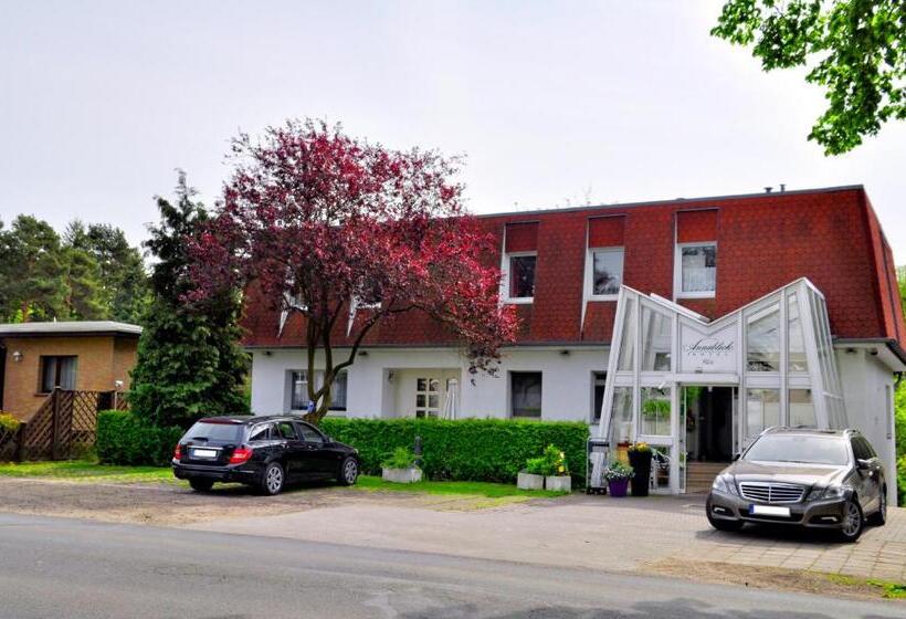 غرفة قياسية, Annablick