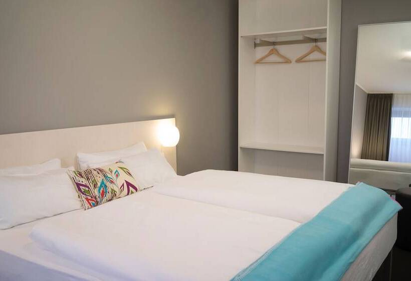 اتاق استاندارد, Big Mama Berlin