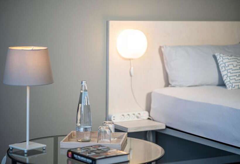 اتاق استاندارد, Big Mama Berlin