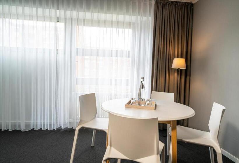 اتاق استاندارد, Big Mama Berlin