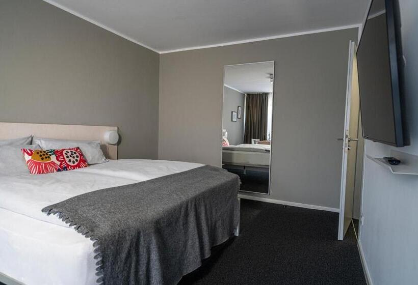 اتاق خانوادگی, Big Mama Berlin