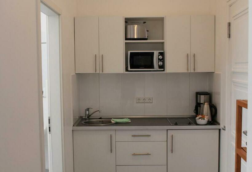 استودیوی استاندارد, Gls Studio Hotel Berlin