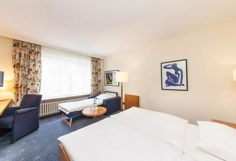 Standard Neljän Hengen Huone, Drei Kronen Elmshorn
