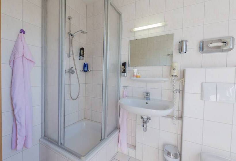 غرفة قياسية, Haffidyll Garni