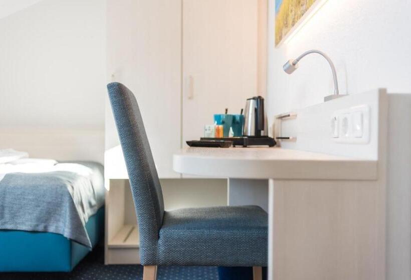 غرفة دور أخير, Haffidyll Garni