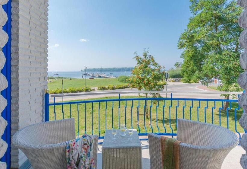 غرفة قياسية مزوَّدة بشُرفة, Haffidyll Garni