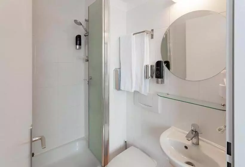 Standard-huone, Keese