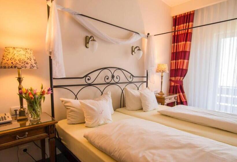 Люкс с Балконом, Garni Seehotel Mühlenhaus