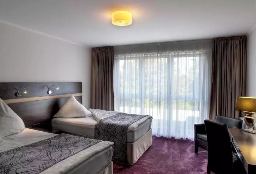 اتاق استاندارد, Sporthotel Racket Inn