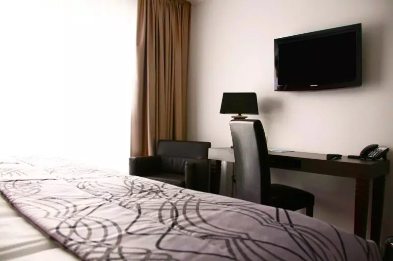 اتاق استاندارد یک نفره, Sporthotel Racket Inn