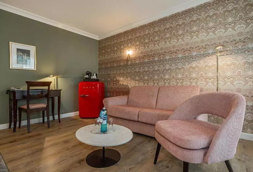 インサイドのスーペリアルーム, Strandhotel Heringsdorf