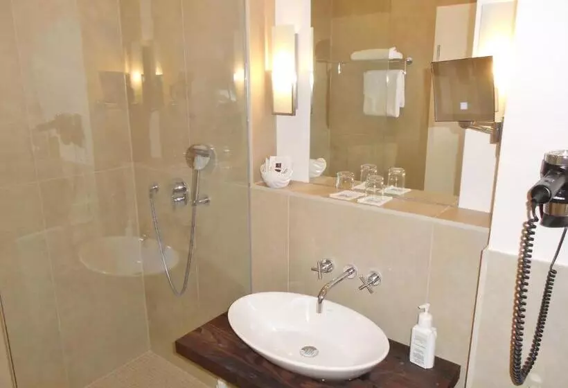 スタンダードシングルルーム, Strandhotel Heringsdorf