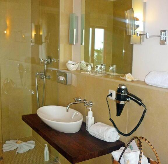 室内小型套房, Strandhotel Heringsdorf