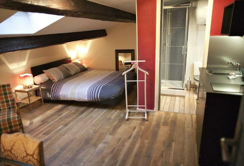 Cameră Standard, Chez Maud Et Jc