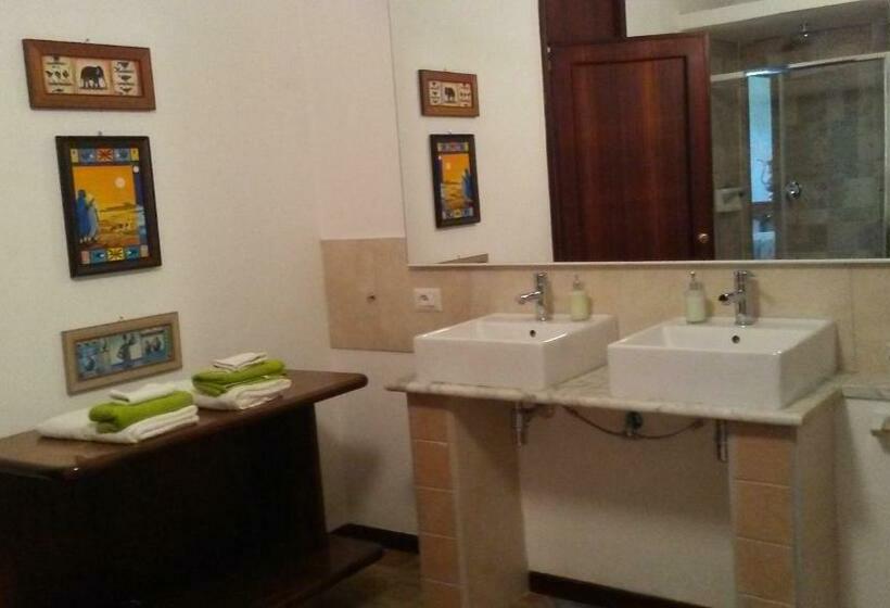 سوییت با چشم‌انداز دریا, Verde Smeraldo