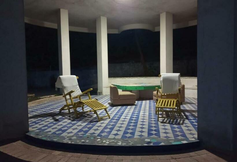 سوییت با چشم‌انداز دریا, Verde Smeraldo