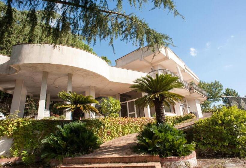 سوییت با چشم‌انداز دریا, Verde Smeraldo