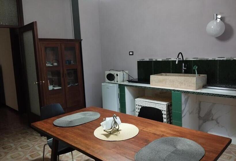 خانه 1 خوابه, Verde Smeraldo