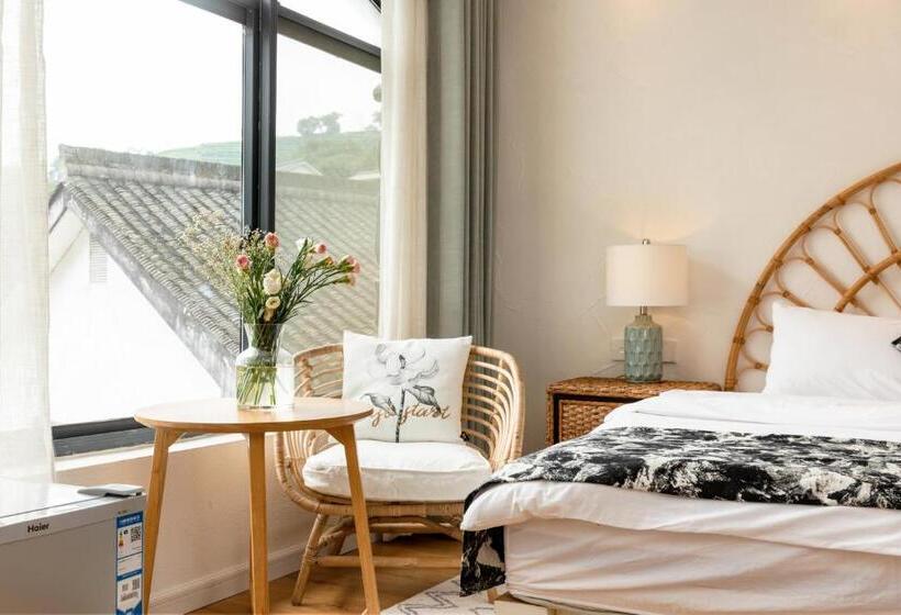 Номер Стандарт с Балконом, Boke Hotel Xihu