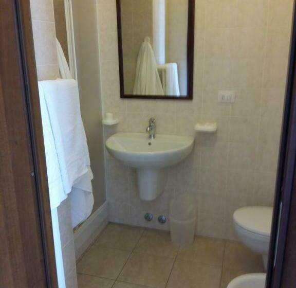 غرفة قياسية رباعية, La Mortella Agriturismo