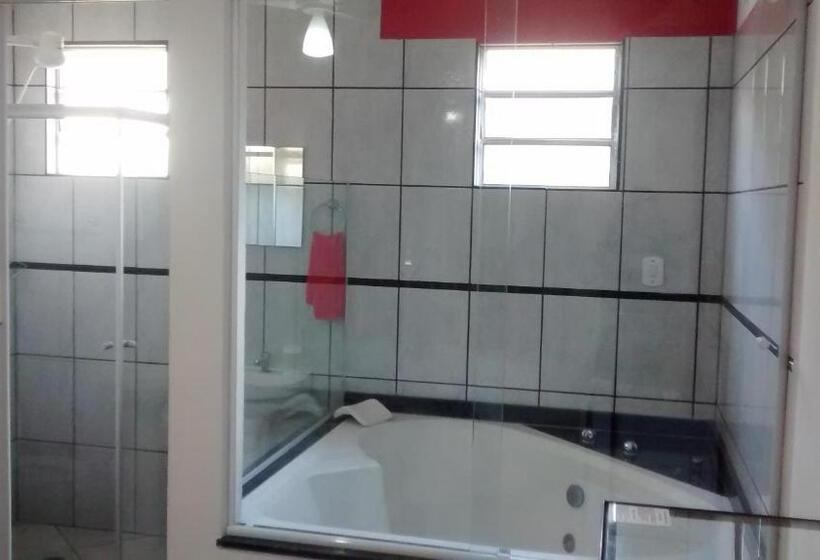 Chambre Standard avec Hidromassage, Pousada Encantos Da Serra