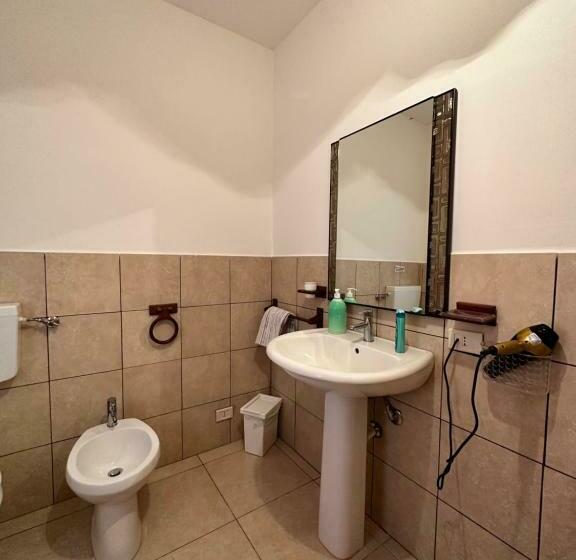 Pokój Standard Trzyosobowy, Beds Ar Colle