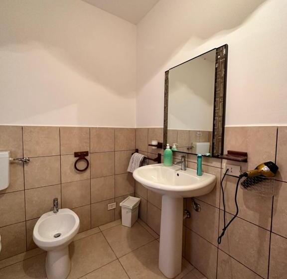 Pokój Czteroosobowy Standard, Beds Ar Colle