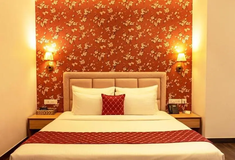 Junior Suite, Palasa