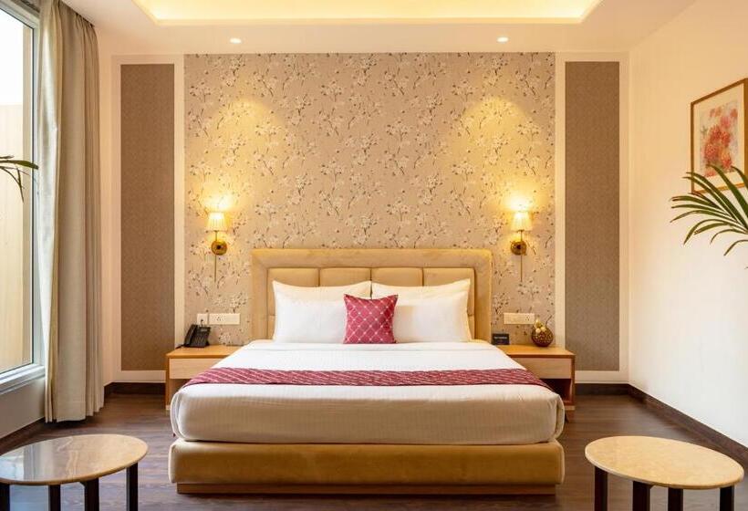 豪华套房, Palasa